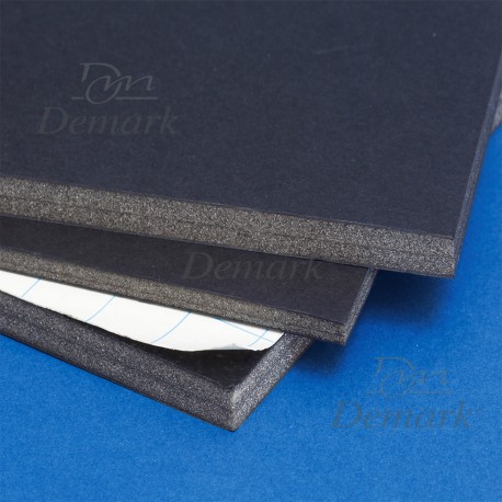Cartón pluma negro con adhesivo 10 mm